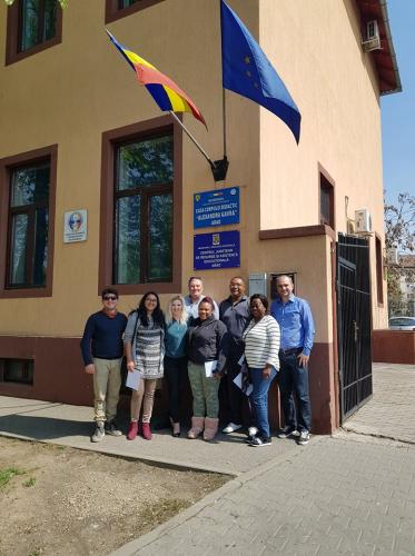 56904971 2150922545163143 7963248367583100928 n